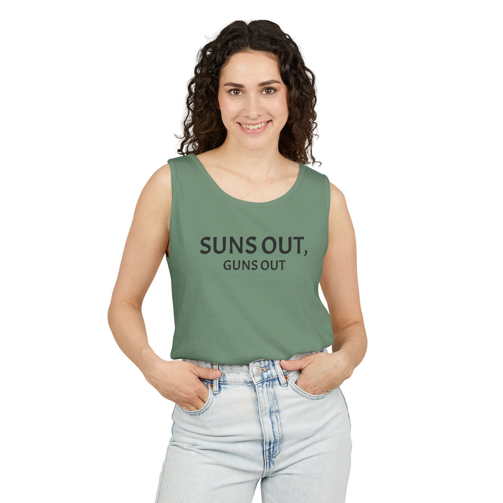 Unisex "SUNS OUT GUNS OUT"