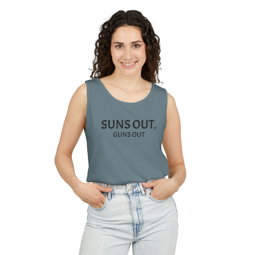 Unisex "SUNS OUT GUNS OUT"