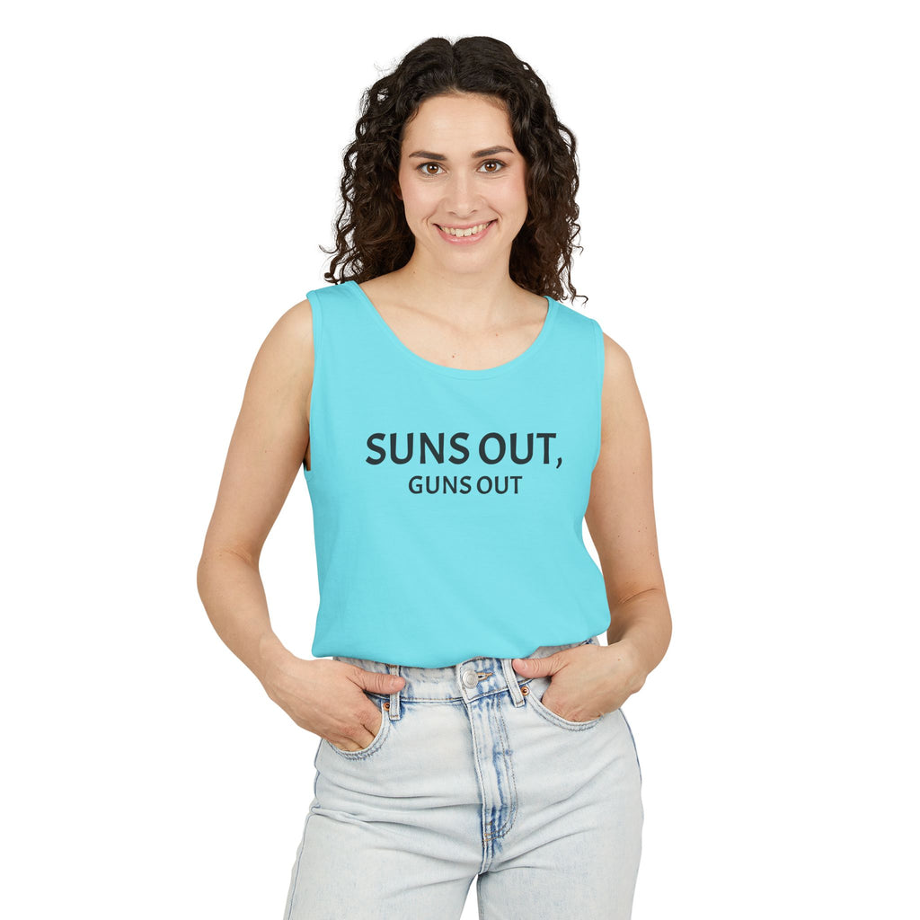 Unisex "SUNS OUT GUNS OUT"
