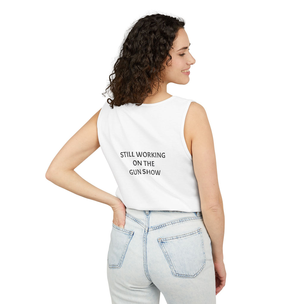 Unisex "SUNS OUT GUNS OUT"